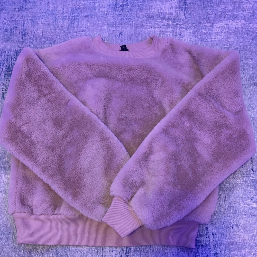Women’s sweater